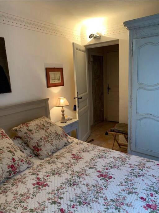 Ferienhaus Charming Provencal Mas With Amazing Sea View And Pool *